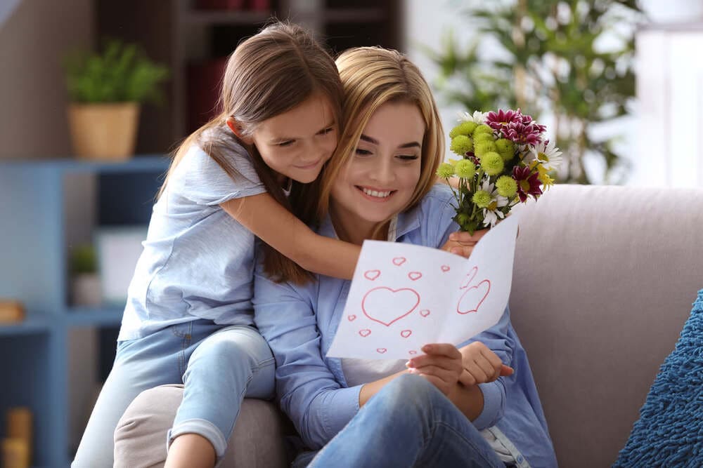 Честит 8 Март! Най-добрите пожелания за Деня на Жената!